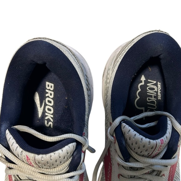 Brooks Addiction GTS 15 Women’s Running Shoes - Size 8 - Picture 7 of 9